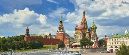 러시아, 달러 보유 줄이고 대규모 비트코인 투자 가능성 – 소식통