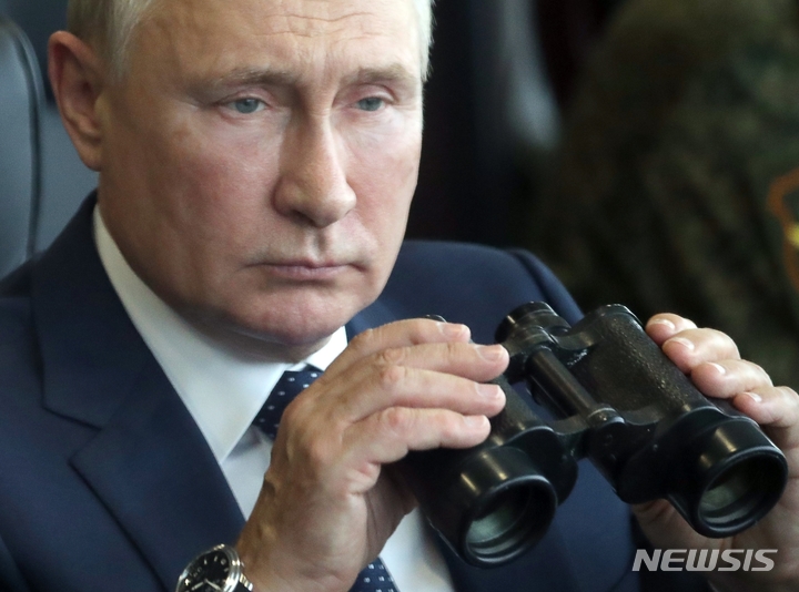 푸틴, 특별 군사작전 발표… “우크라 위협 관용 않을 것”