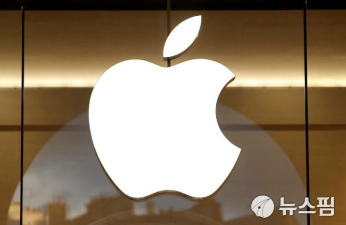 애플, 예상치 하회하는 실적에 시간외서 4% 급락