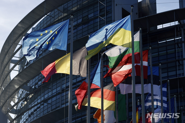 EU 의회, 암호화폐 규제법안 MiCA와 송금 규제법안 승인 … 내년 발효