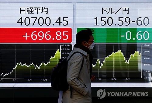 “일본은행, 10월까지 단기 금리 추가로 올릴 전망”